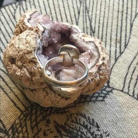 Sterling Silver Skull Ring	Size 7 1/2 - Picture 2 of 2